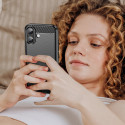 Kryt Hurtel Carbon Case pro iPhone 17 - černý