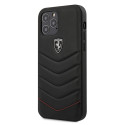 Kryt Ferrari OFF TRACK QUILTED iPhone 12 - černý