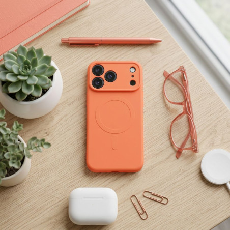 Kryt OEM MagSafe Silicone pro iPhone 17 Pro Max – oranžový