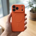 Kryt OEM MagSafe Silicone pro iPhone 17 Pro Max – oranžový