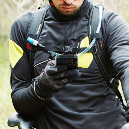 Kryt ROAR ARMOR pro iPhone 15 Pro transparentní
