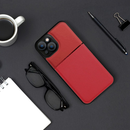 Kryt NOBLE pro iPhone 18/17 Pro - červená