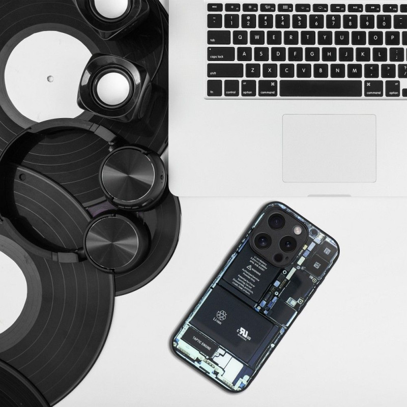 Kryt TECH desing 1 pro iPhone 15 PLUS - černá