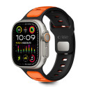 Řemínek Tech-Protect IconBand Line pro Apple Watch 8 / 9 / 10 / 11 / SE / Ultra (44 / 45 / 46 / 49 mm) – černý/oranžový