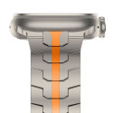 Řemínek Tech-Protect Stainless Line pro Apple Watch 8 / 9 / 10 / 11 / SE / Ultra (44 / 45 / 46 / 49 mm) – titanový/oranžový