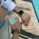 Řemínek Tech-Protect Stainless Line pro Apple Watch 8 / 9 / 10 / 11 / SE / Ultra (44 / 45 / 46 / 49 mm) – titanový/oranžový