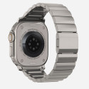 Řemínek Tech-Protect SteelBand pro Apple Watch 8 / 9 / 10 / 11 / SE / Ultra (44 / 45 / 46 / 49 mm) – Titanium