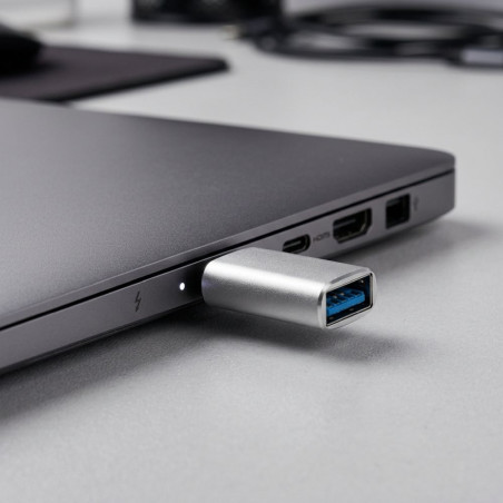 Blue Star USB‑C na USB‑A 3.0 adaptér (bílá/modrá)