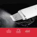 Ultrazvukový peeling MAXGROOM M-169 s LED terapií - bílý