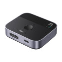 Ugreen 65878 přepínač DisplayPort/USB-C na USB-C - šedá