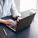 Kryt Spigen Urban Fit pro MacBook Pro 16" 2021-2023 černý